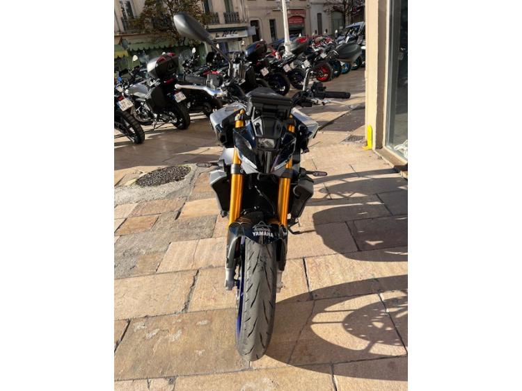 YAMAHA MT-09 SP