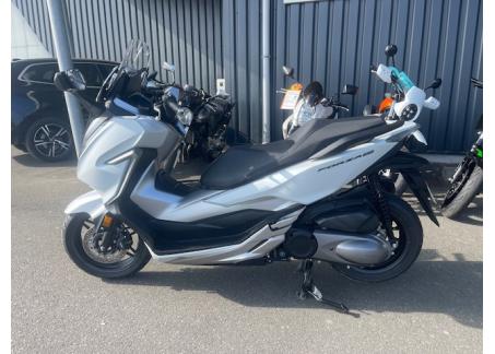 HONDA NSS FORZA 300