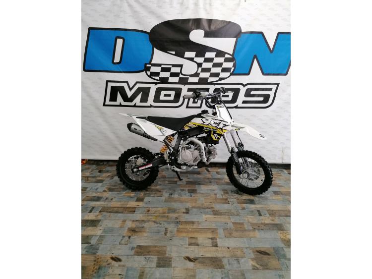 YCF PILOT F125 BLANC/JAUNE NEUVE / DSN MOTOS 33