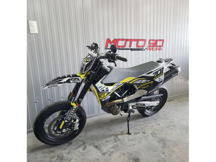 HUSQVARNA 701 SUPERMOTO