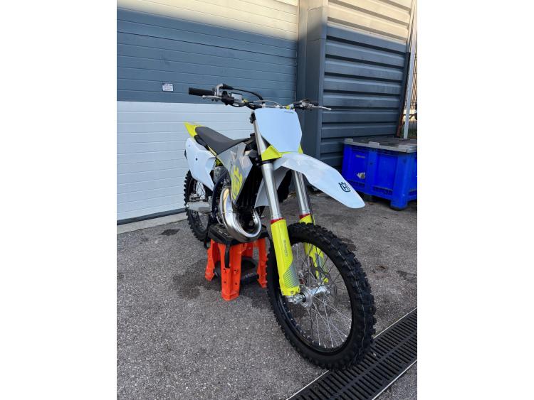 HUSQVARNA TC 125
