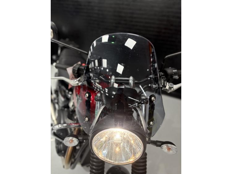 TRIUMPH SPEED TWIN 900