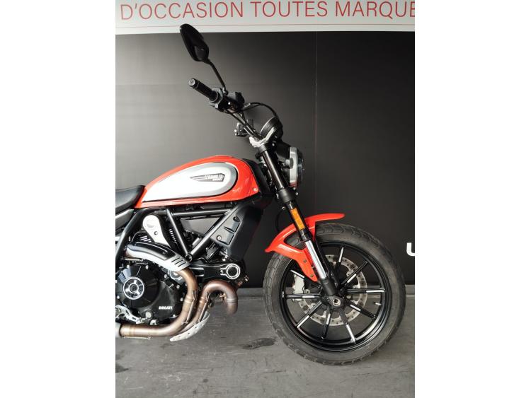 DUCATI SCRAMBLER 800 