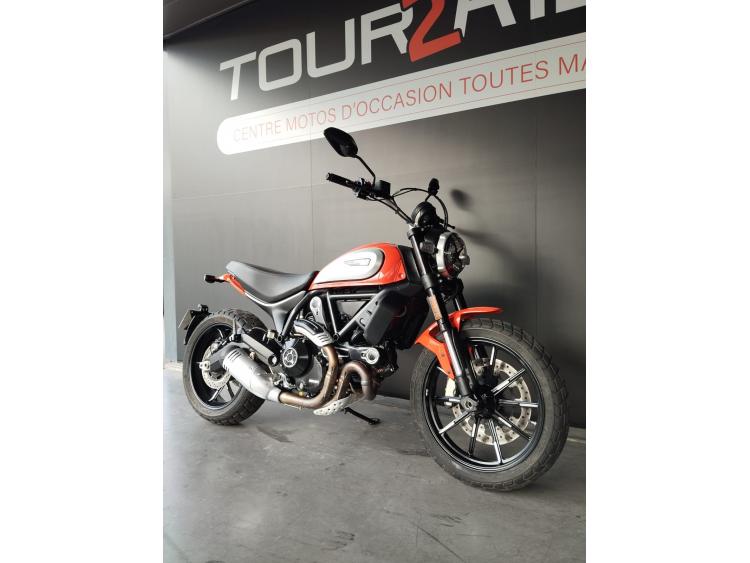 DUCATI SCRAMBLER 800 