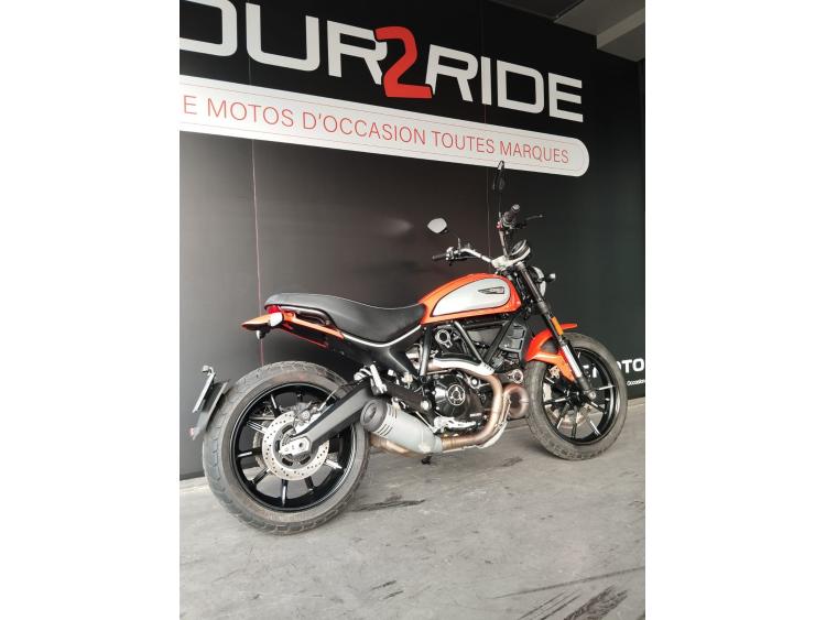 DUCATI SCRAMBLER 800 