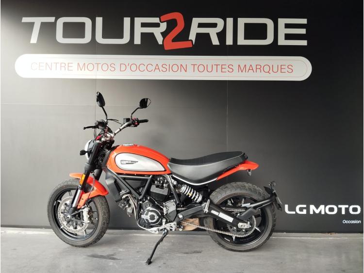 DUCATI SCRAMBLER 800 