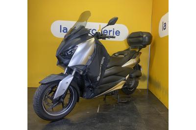 YAMAHA X-MAX 125