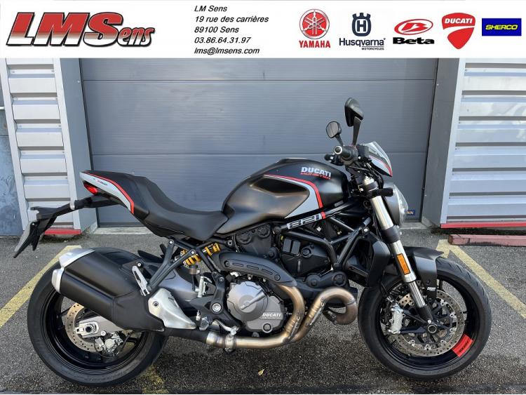 DUCATI MONSTER 821 STEALTH