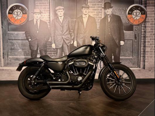 HARLEY-DAVIDSON SPORTSTER IRON 883
