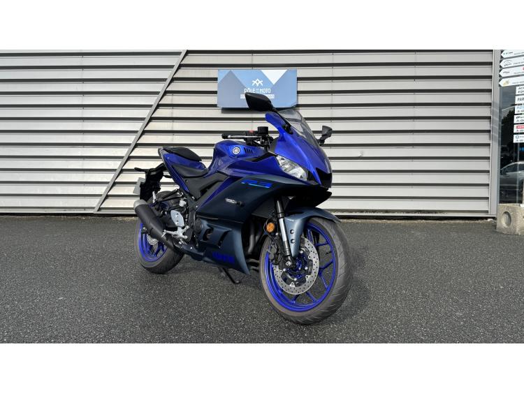 YAMAHA YZF-R3