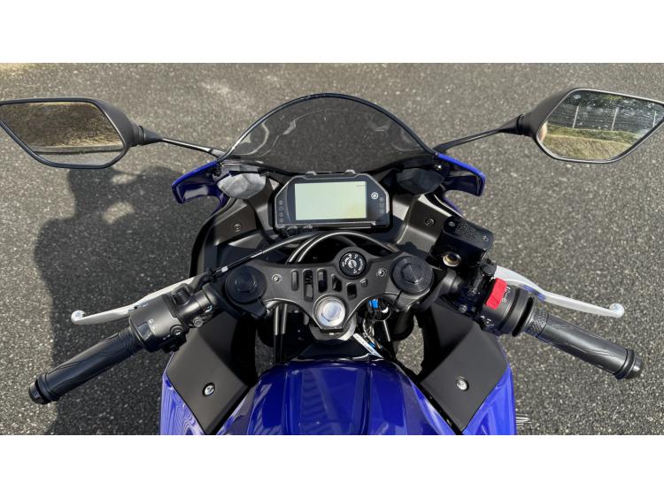 YAMAHA YZF-R3