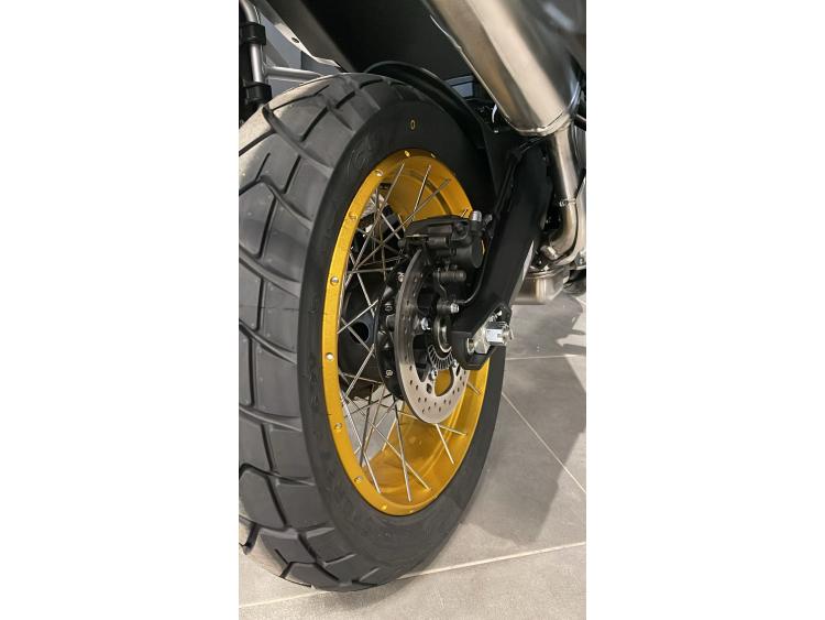 CF MOTO MT 700