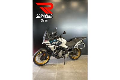 CF MOTO MT 700