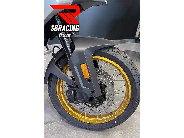 CF MOTO MT 700