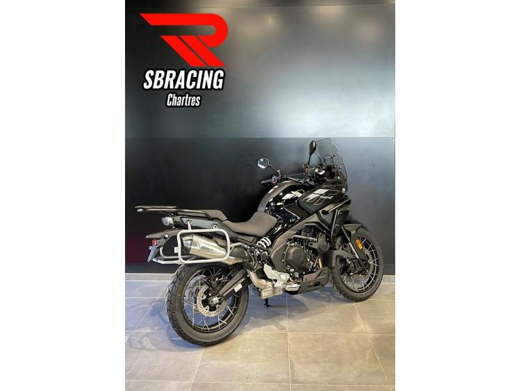 CF MOTO MT 700