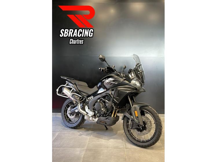 CF MOTO MT 700