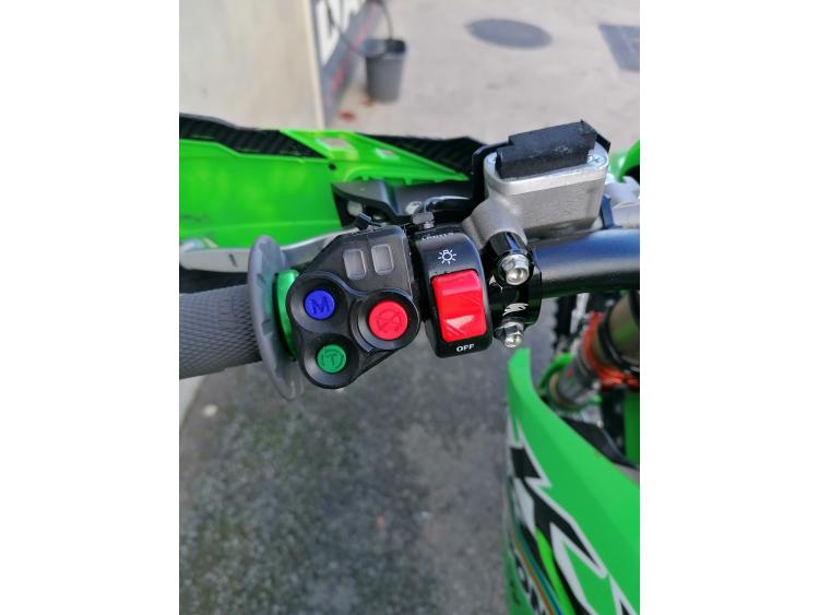 KAWASAKI KX250F ENDURO 2025 pour 159.60€/MOIS CHEZ DSN MOTOS 33