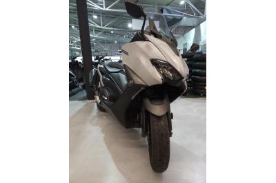 YAMAHA XP T-MAX 560