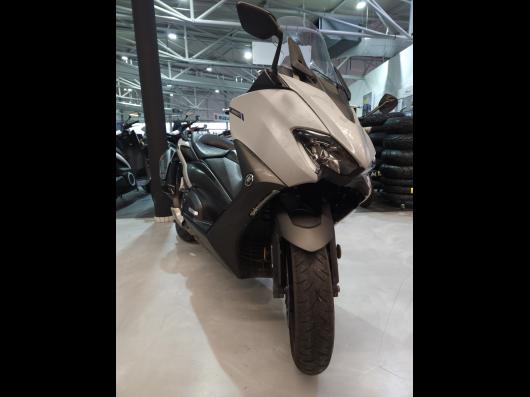 YAMAHA XP T-MAX 560