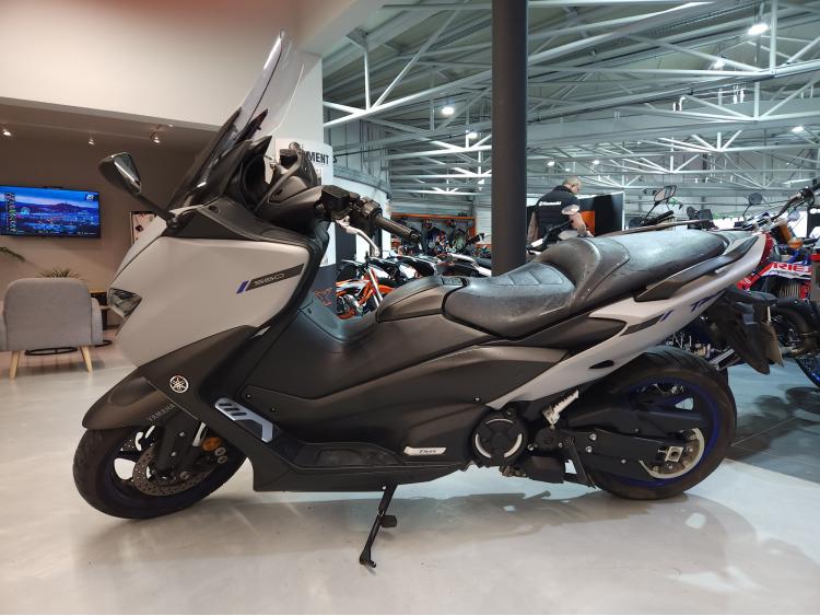 YAMAHA XP T-MAX 560