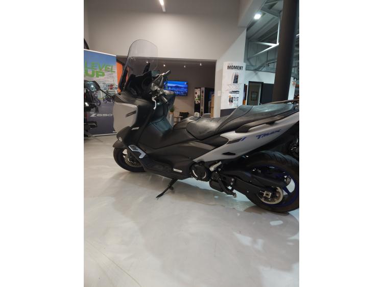 YAMAHA XP T-MAX 560