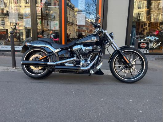 HARLEY-DAVIDSON SOFTAIL BREAKOUT 1690