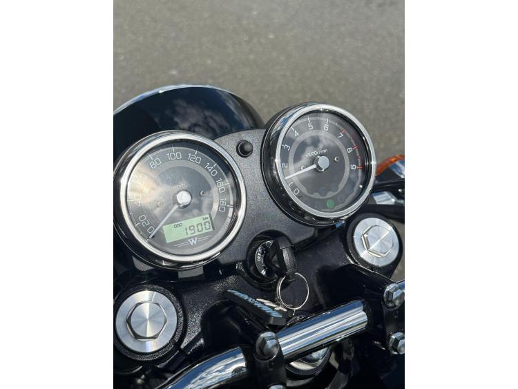 KAWASAKI W 800