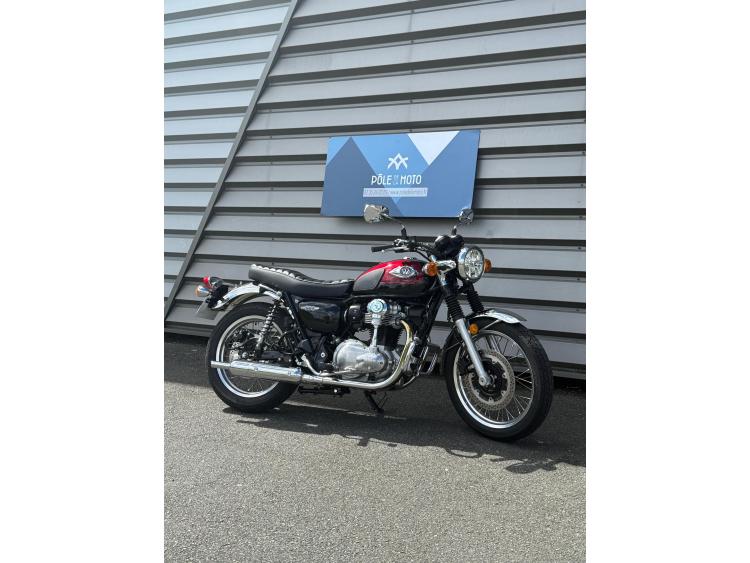 KAWASAKI W 800