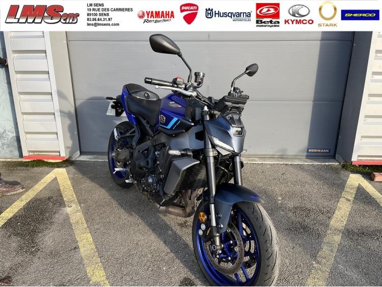 YAMAHA MT-09  Y-AMT