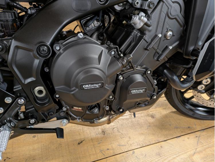YAMAHA XSR 900