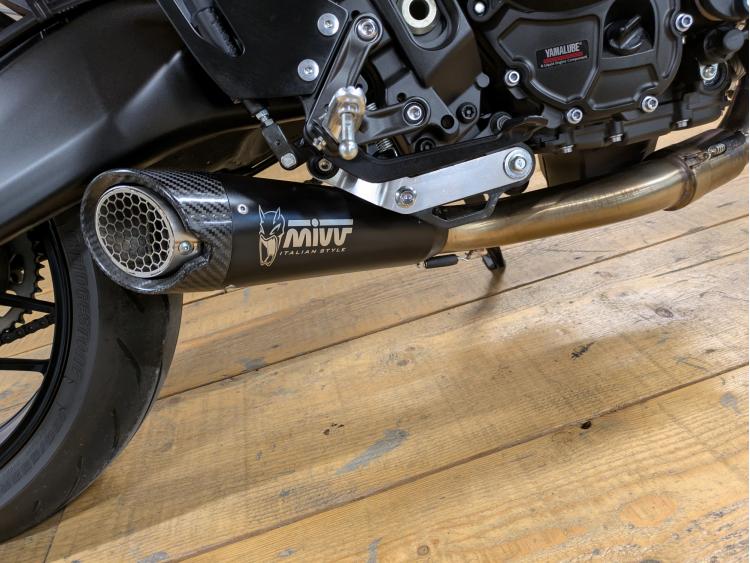 YAMAHA XSR 900