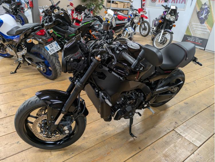 YAMAHA XSR 900