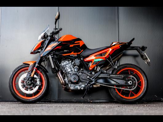 KTM 890 DUKE GP