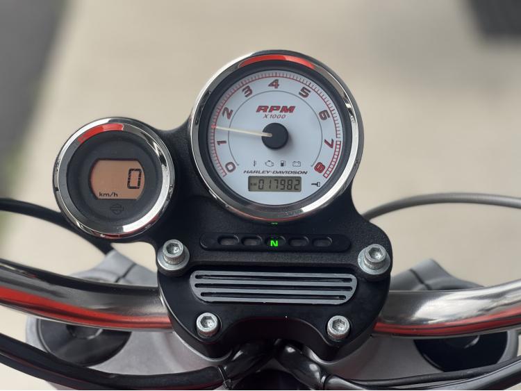 HARLEY-DAVIDSON SPORTSTER XR 1200