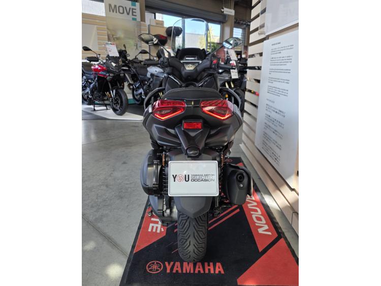 YAMAHA XMAX 300 Tech Max