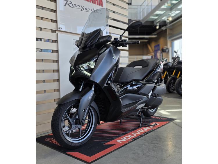 YAMAHA XMAX 300 Tech Max