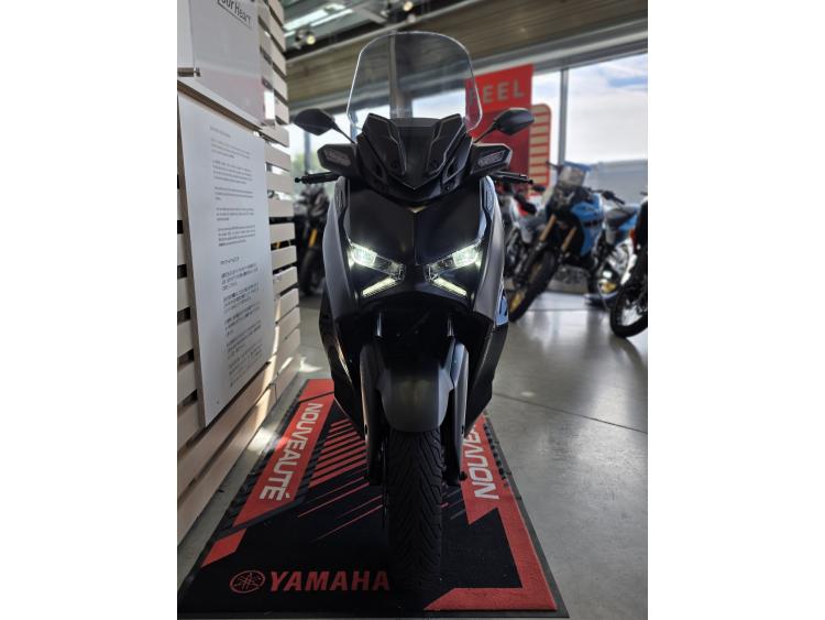 YAMAHA XMAX 300 Tech Max