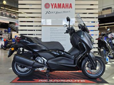 YAMAHA XMAX 300 Tech Max