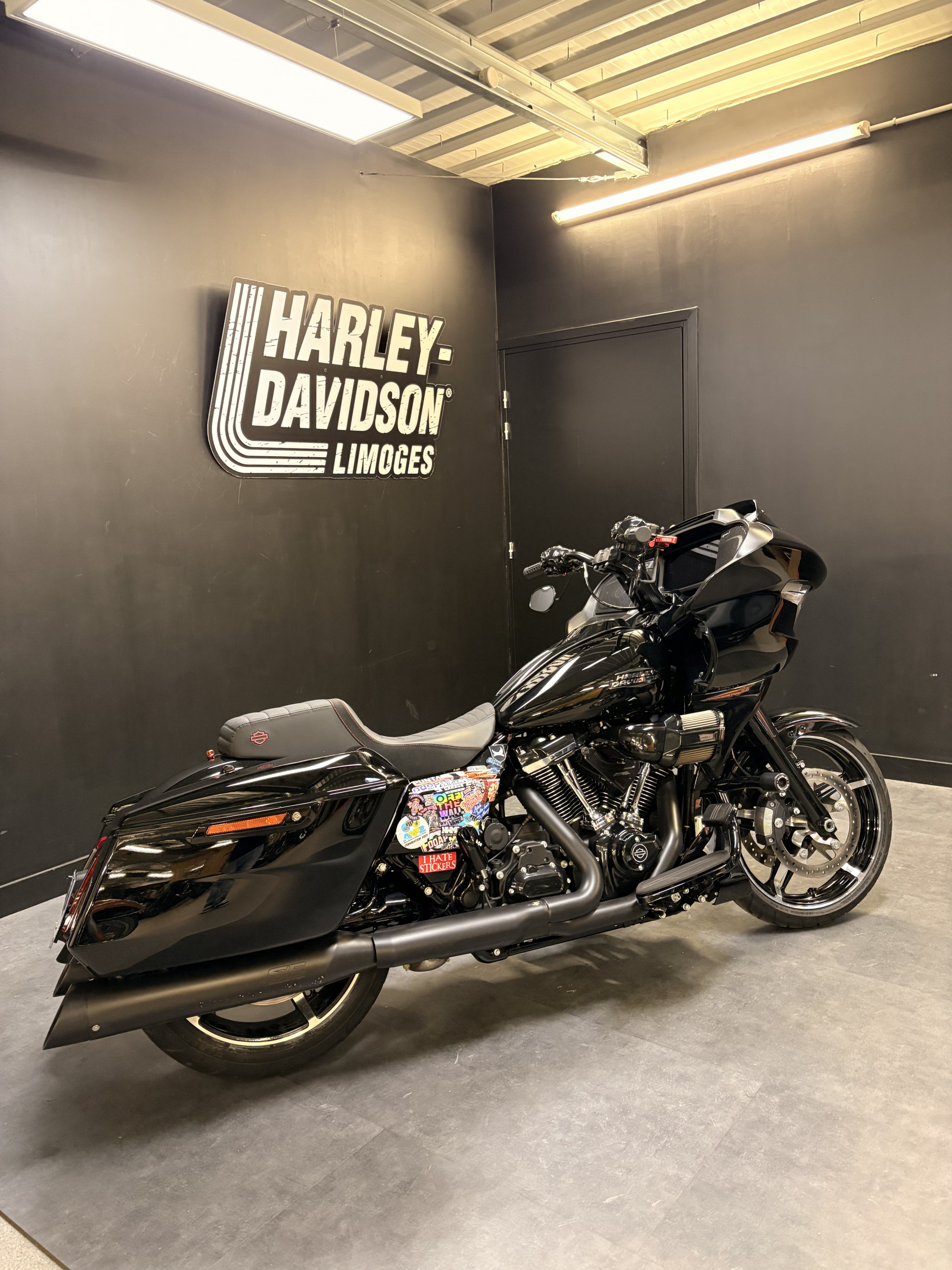 HARLEY-DAVIDSON TOURING ROAD GLIDE 1923