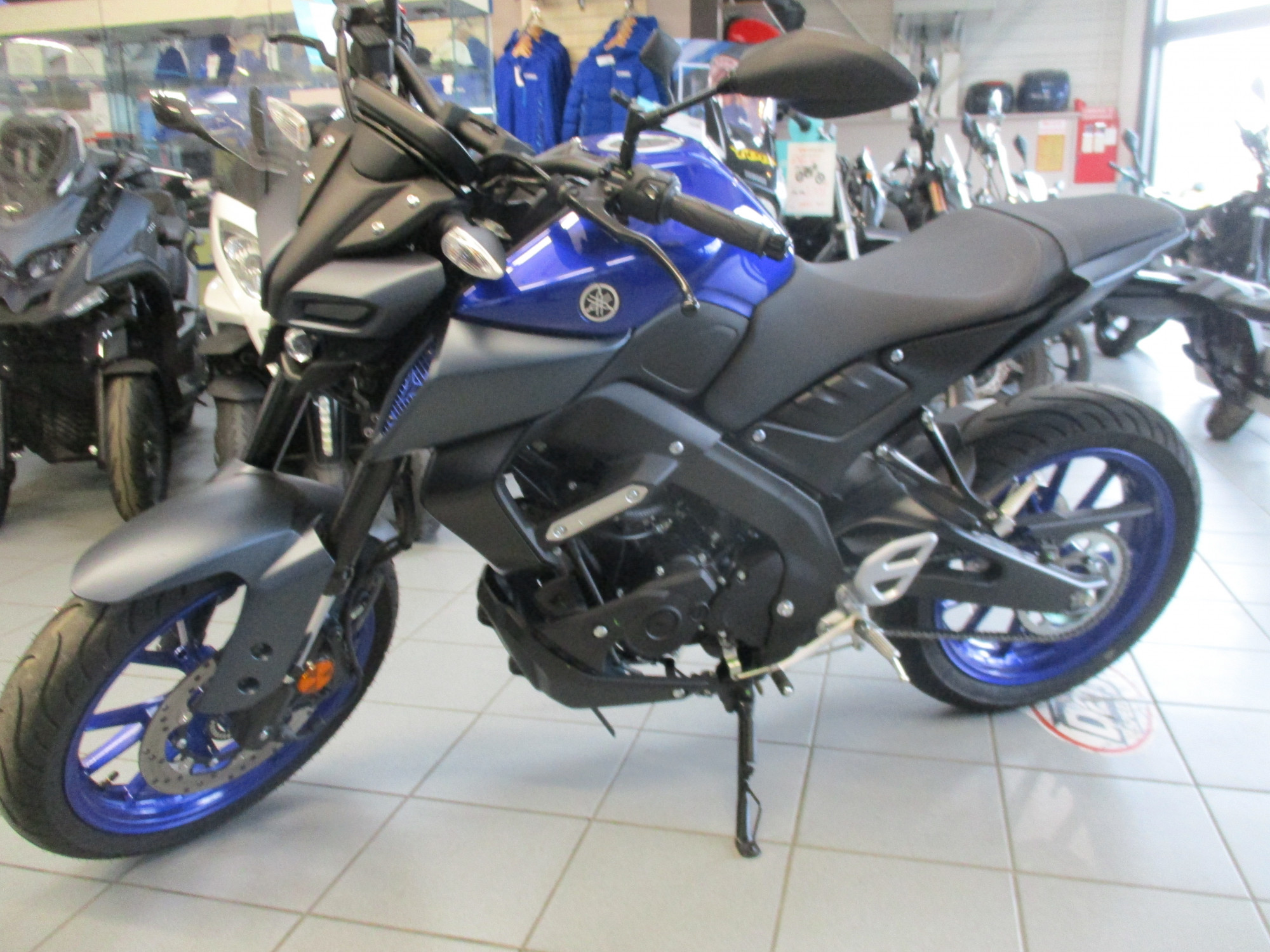 YAMAHA MT-125 ABS
