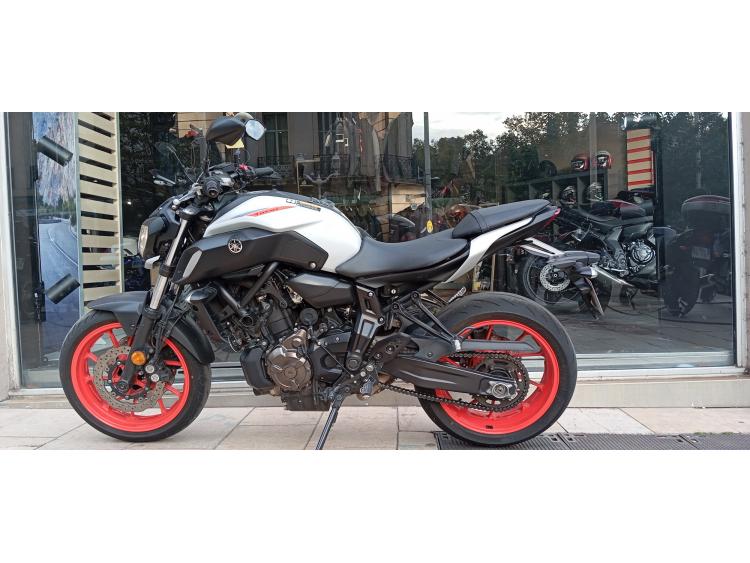 YAMAHA MT-07 (47.5CV)