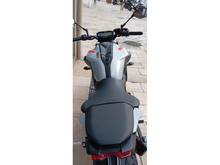 YAMAHA MT-07 (47.5CV)