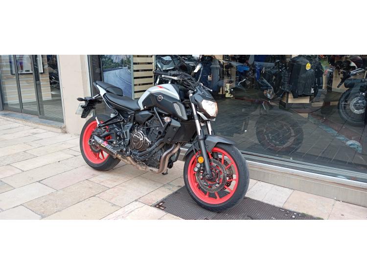 YAMAHA MT-07 (47.5CV)