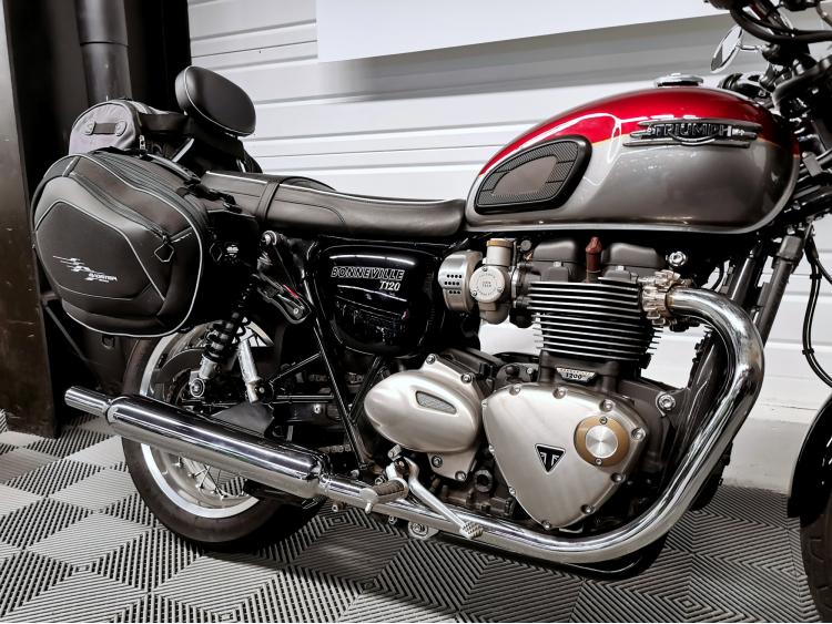 TRIUMPH BONNEVILLE T120 - 1ere main