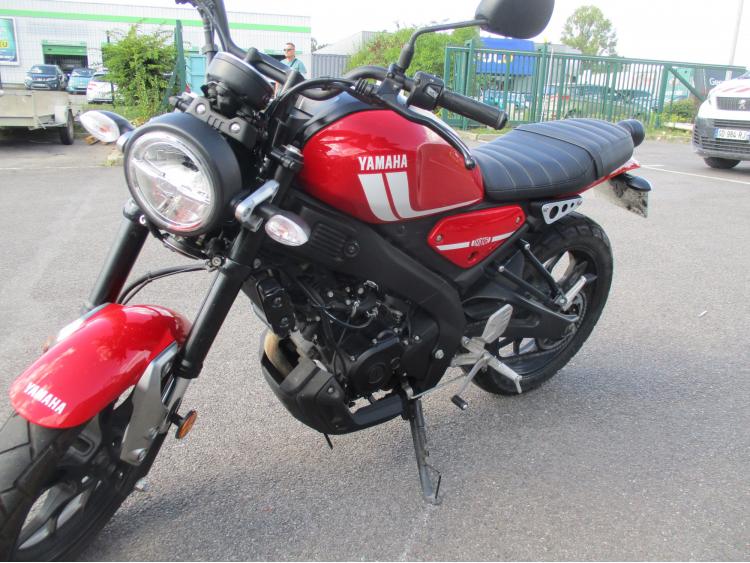 YAMAHA XSR 125