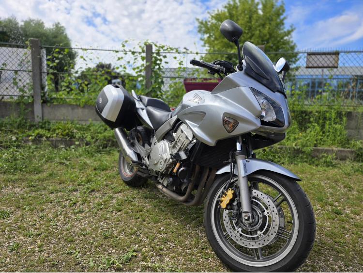 HONDA CBF 1000