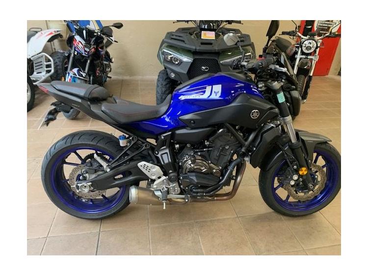 YAMAHA MT-07