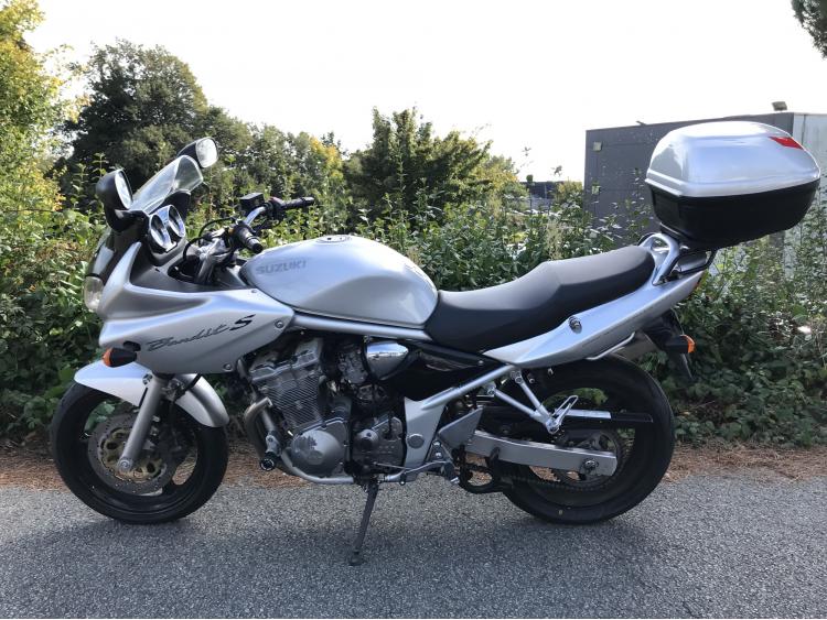 SUZUKI GSF 600 S BANDIT