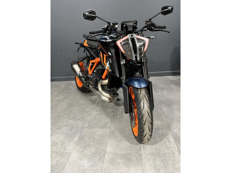 KTM 1290 SUPER DUKE R EVO