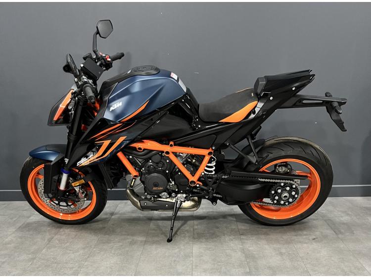 KTM 1290 SUPER DUKE R EVO